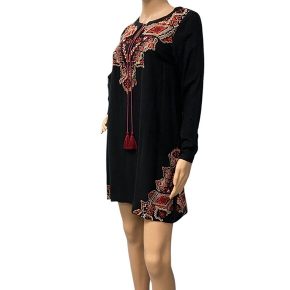 THML BOHEMIAN Tunic Black Embroidered Mini Shift Dress Sz XS - Picture 5 of 9